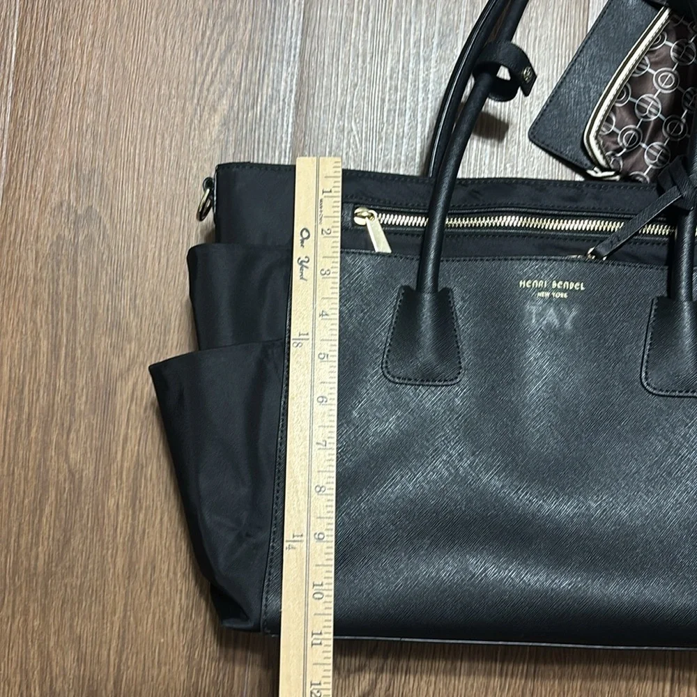 Henri Bendel Black Diaper Bag Tote w Changing Mat Large Travel Baby Bag
